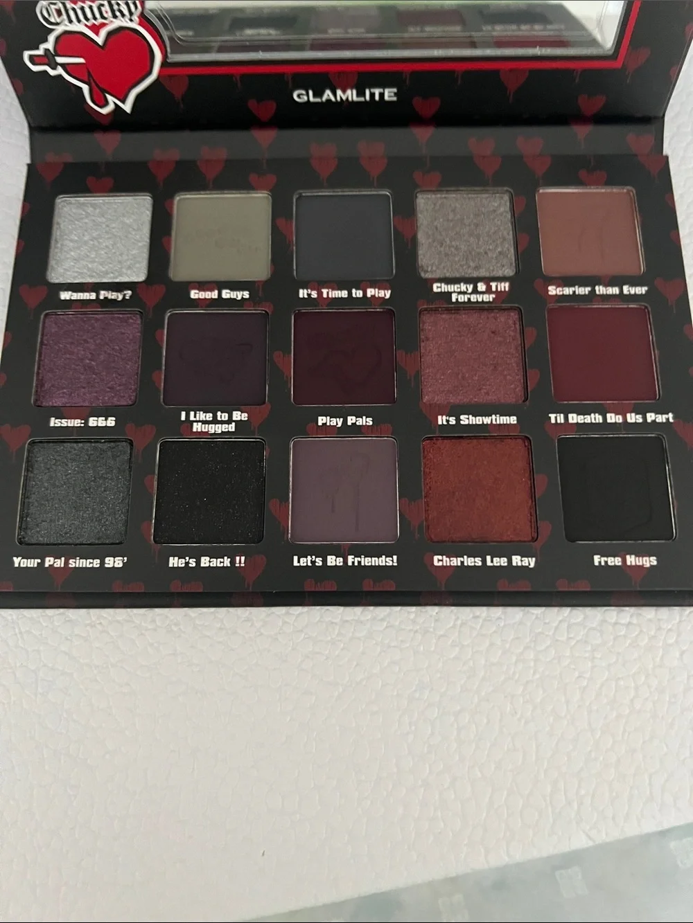 Glamlite - Chucky Crazy in Love 15-Shade Eyeshadow Palette - Black/Red